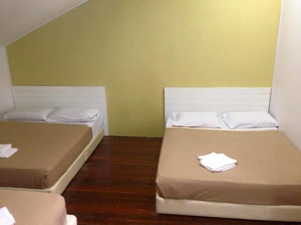 Voyage Cottage Lodge Malacca Exteriör bild