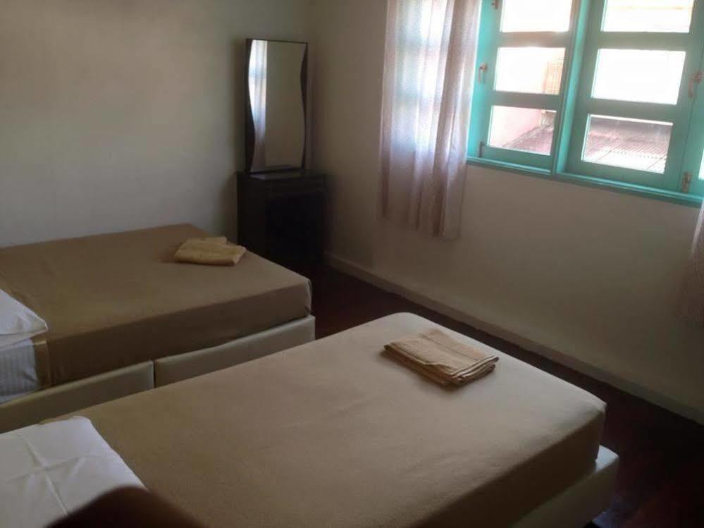 Voyage Cottage Lodge Malacca Exteriör bild