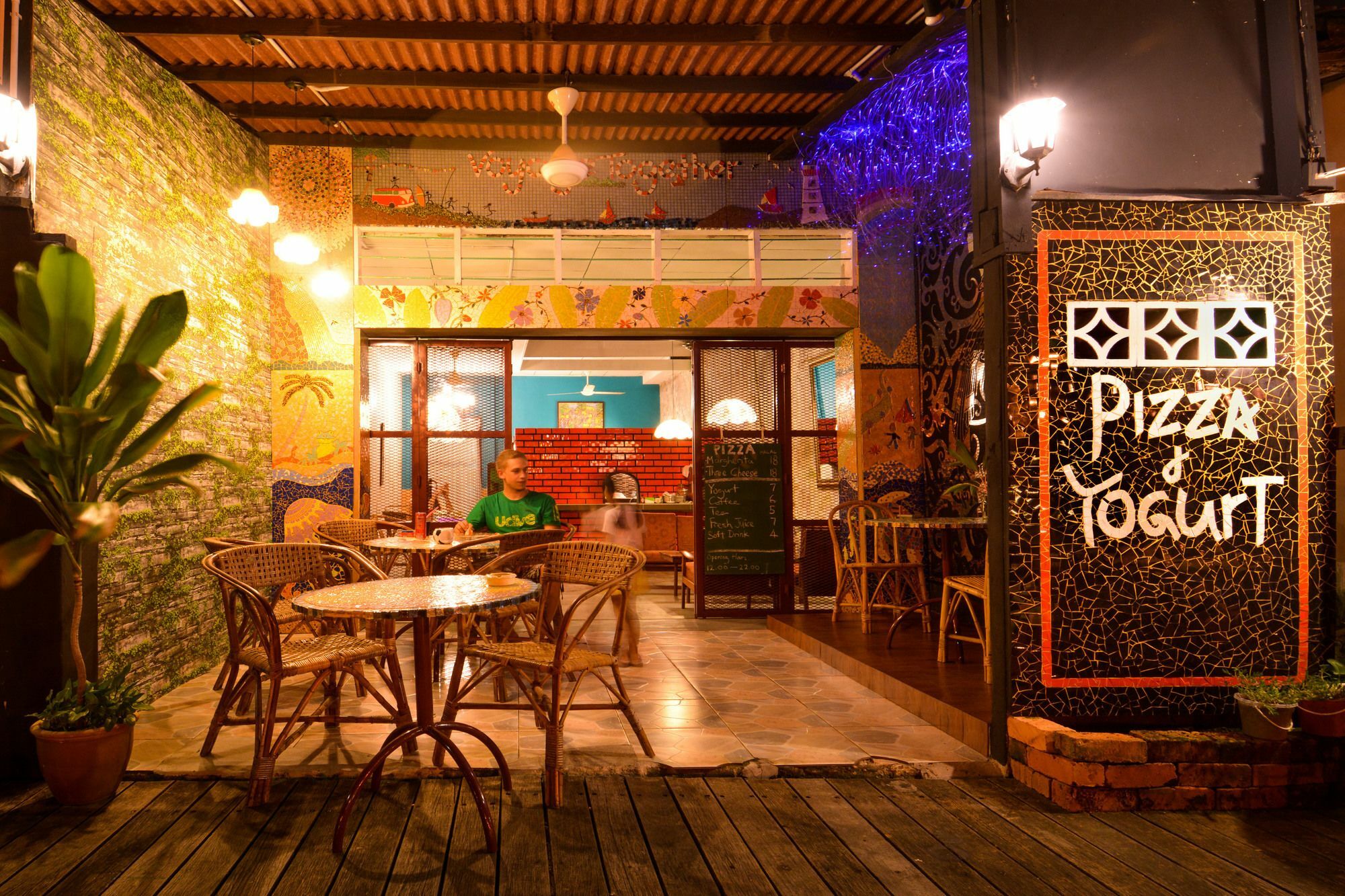 Voyage Cottage Lodge Malacca Exteriör bild